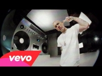 Eminem - Berzerk (Official) (Explicit)