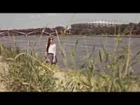 Flint - Muszę dostać skrzydeł feat. Dotcom (prod. Barthvader)